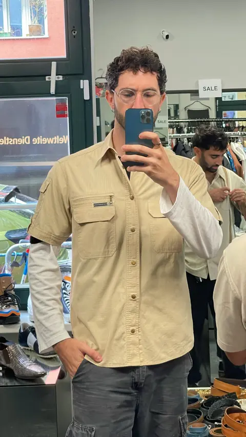 Beige buttoned shirt